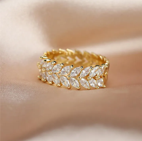 Premium Leaf Crystal Ring