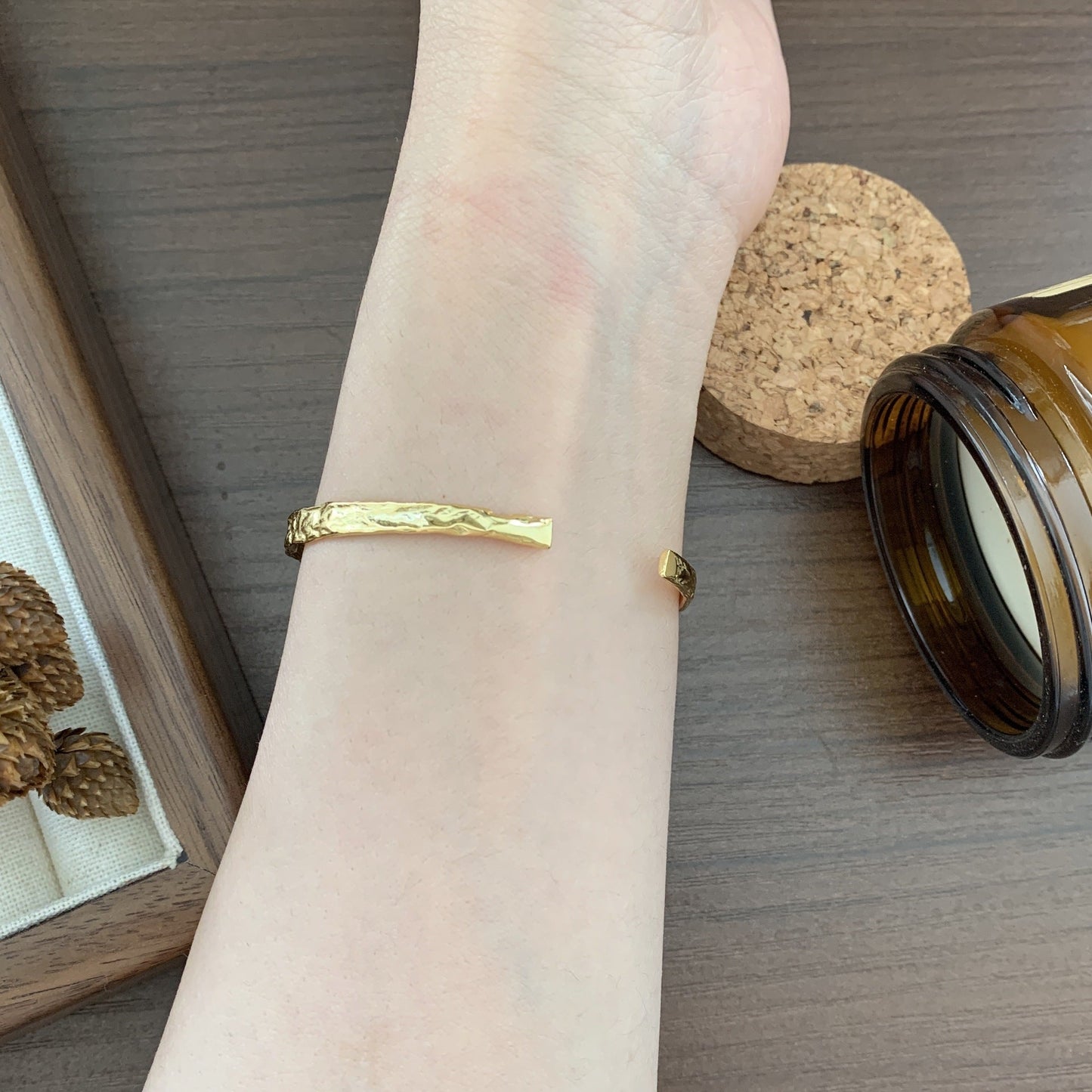 Sterling Silver Bracelet Simple And Irregular Convex Foil Pattern