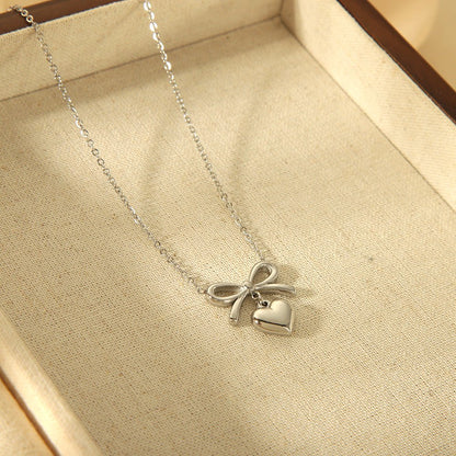 Love Pendant Necklace Stainless Steel Clavicle Chain Necklace For Women