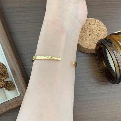 Sterling Silver Bracelet Simple And Irregular Convex Foil Pattern